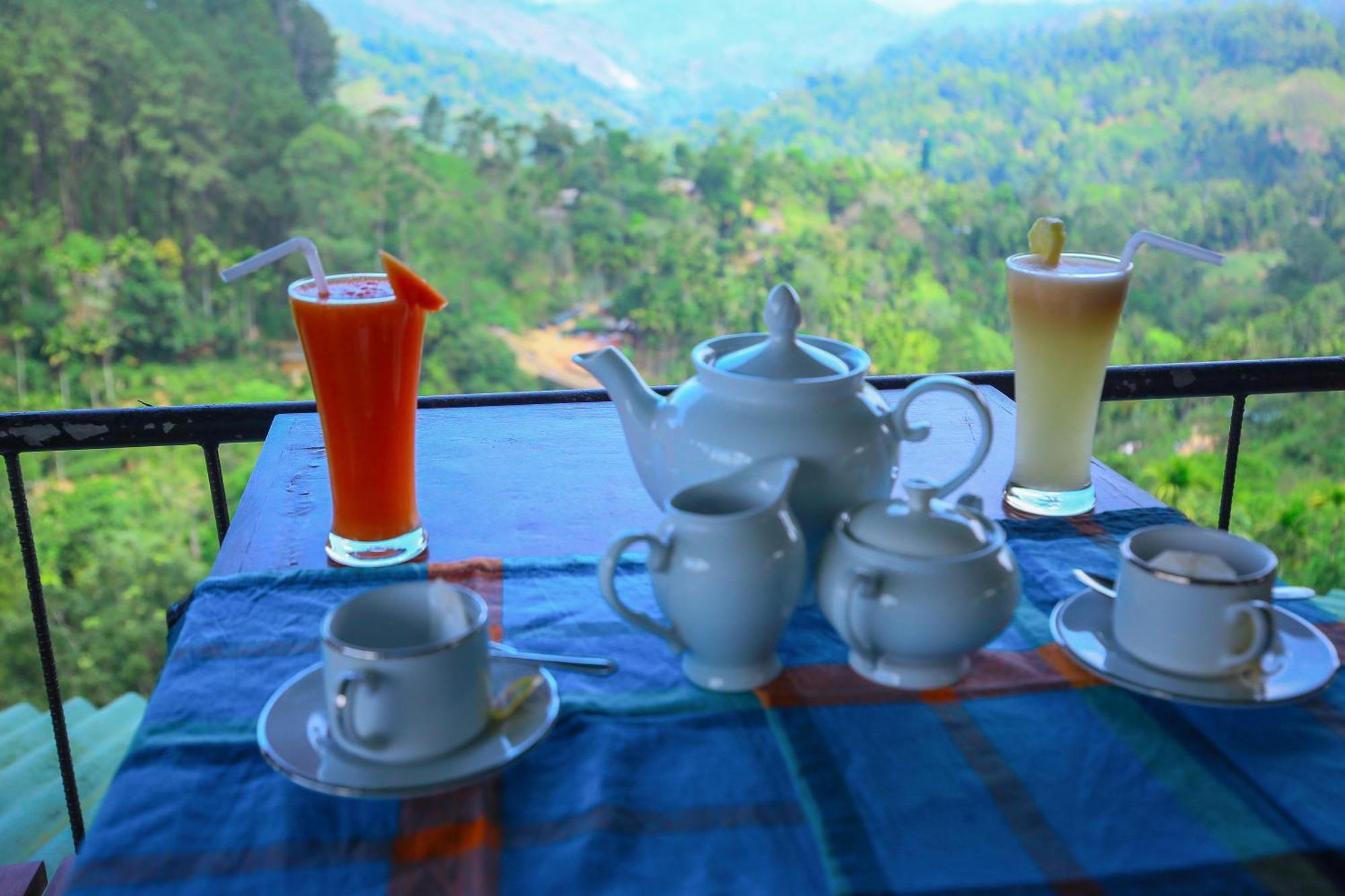 Ella Nine Arch Lodge Bagian luar foto