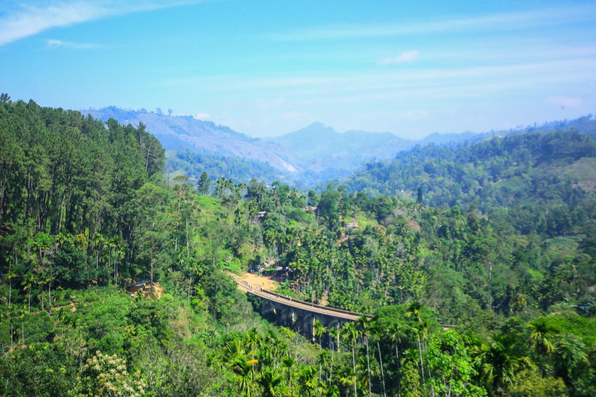 Ella Nine Arch Lodge Bagian luar foto
