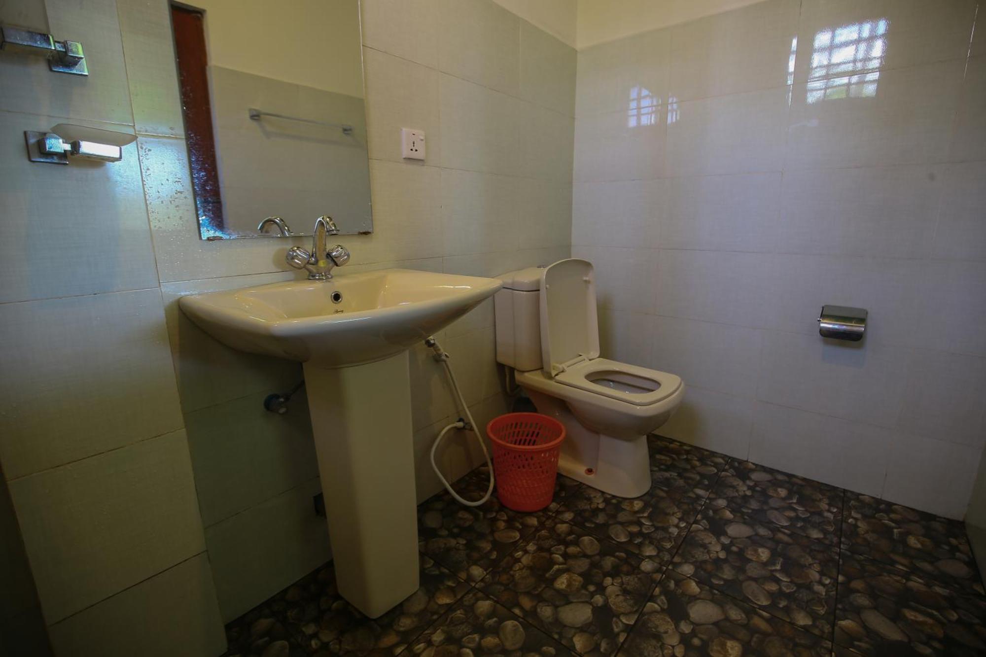 Ella Nine Arch Lodge Bagian luar foto
